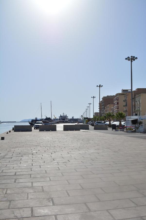 Al Civico 1 Apartments Trapani Buitenkant foto